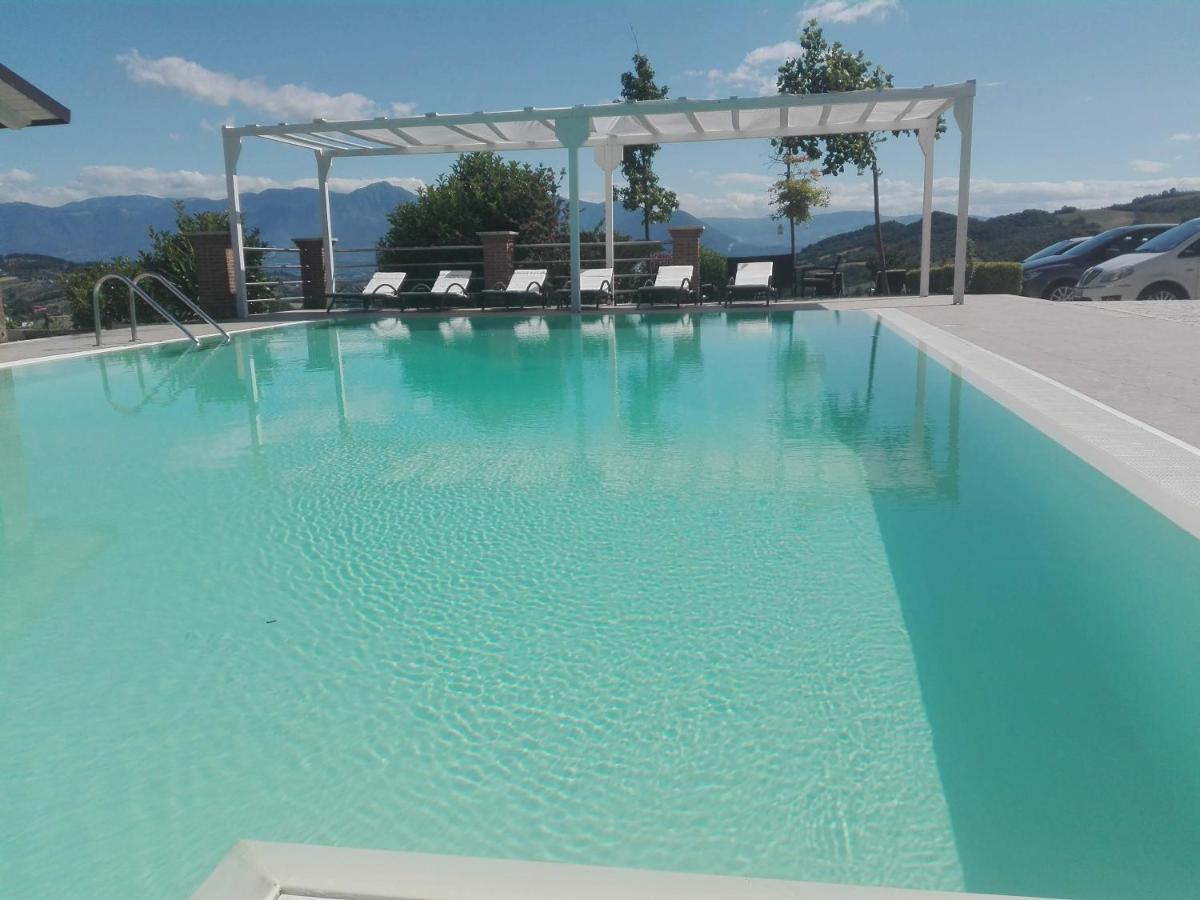 Villa Santoro Ai Tre Ulivi Con Piscina Privata Caiazzo Ngoại thất bức ảnh