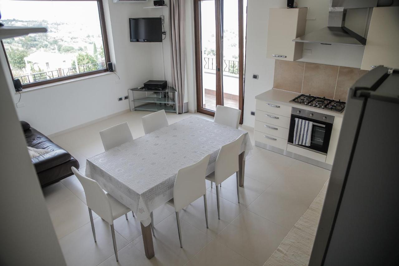 Villa Santoro Ai Tre Ulivi Con Piscina Privata Caiazzo Ngoại thất bức ảnh