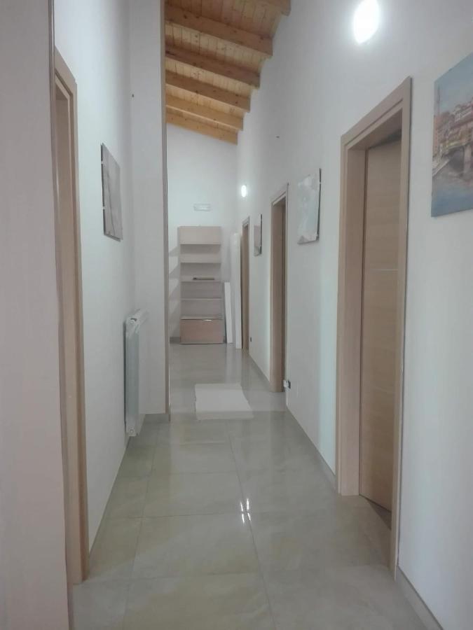 Villa Santoro Ai Tre Ulivi Con Piscina Privata Caiazzo Ngoại thất bức ảnh
