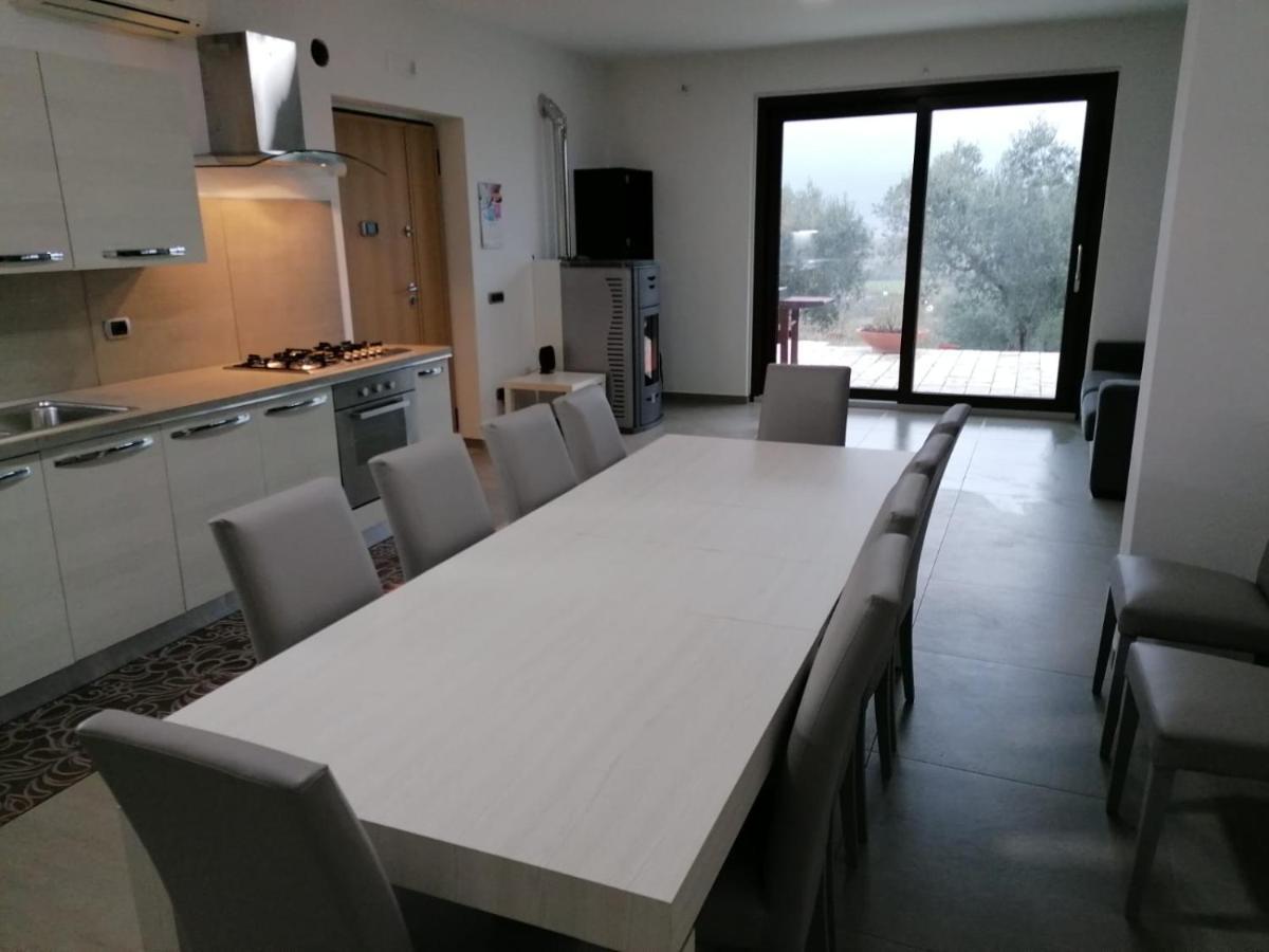 Villa Santoro Ai Tre Ulivi Con Piscina Privata Caiazzo Ngoại thất bức ảnh