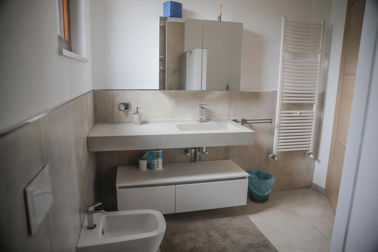 Villa Santoro Ai Tre Ulivi Con Piscina Privata Caiazzo Ngoại thất bức ảnh