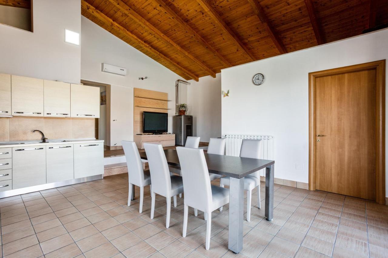 Villa Santoro Ai Tre Ulivi Con Piscina Privata Caiazzo Ngoại thất bức ảnh